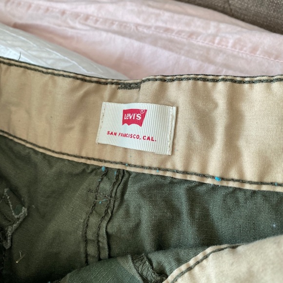 Youth Male Shorts Green Camouflage LEVIS - Picture 3 of 4